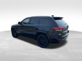 Used 2021 Jeep Grand Cherokee Laredo X image 4