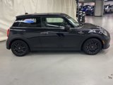 Used 2024 MINI Cooper 2-Door Hardtop image 5