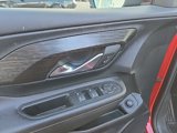 Used 2022 GMC Terrain SLE w/ Driver Convenience Package image 4