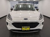 Certified 2022 Ford Escape SE image 2