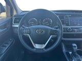 Used 2015 Toyota Highlander XLE image 3
