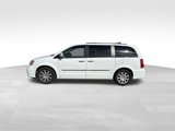 Used 2014 Chrysler Town & Country Touring w/ Driver Convenience Group image 2
