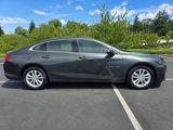 Used 2018 Chevrolet Malibu LT image 3