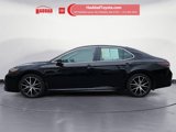 Used 2023 Toyota Camry SE image 2