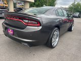 Used 2019 Dodge Charger SXT image 2