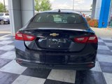 Used 2023 Chevrolet Malibu LT image 2