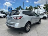 Used 2017 Chevrolet Traverse LT image 4