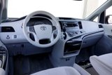 Used 2011 Toyota Sienna LE image 5