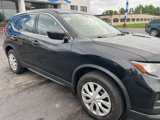 Used 2017 Nissan Rogue S image 4