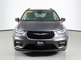 Used 2021 Chrysler Pacifica Touring-L image 5