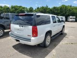 Used 2008 GMC Yukon XL SLT image 2
