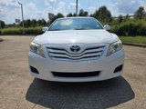 Used 2010 Toyota Camry LE image 2