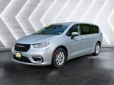 Used 2023 Chrysler Pacifica Touring-L image 2