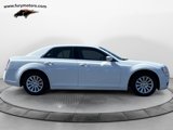 Used 2013 Chrysler 300 image 2