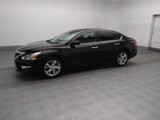 Used 2015 Nissan Altima 2.5 SV image 2