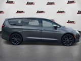 Used 2019 Chrysler Pacifica Touring Plus w/ S Appearance Package image 4