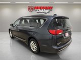 Used 2020 Chrysler Pacifica Touring-L image 3