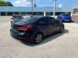 Used 2017 Hyundai Elantra SE image 3