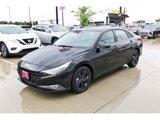 Used 2023 Hyundai Elantra SEL image 3