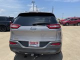 Used 2018 Jeep Cherokee Latitude image 5