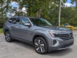 Used 2024 Volkswagen Atlas SE image 2