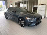 Certified 2022 Volvo S60 B5 Momentum w/ Premium Package image 5