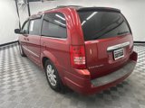Used 2010 Chrysler Town & Country Touring image 3