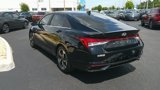 Certified 2022 Hyundai Elantra SEL w/ Convenience + Premium Package image 3