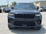 New 2025 Jeep Grand Cherokee Altitude image 2