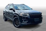 Used 2023 Jeep Cherokee Altitude Lux image 2