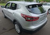 Used 2021 Nissan Rogue Sport S image 3