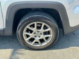 Used 2019 Jeep Renegade Latitude w/ UConnect 8.4 Nav Group image 6