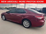 Used 2018 Toyota Camry LE image 5