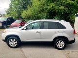 Used 2013 Kia Sorento LX image 3