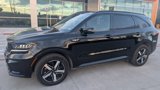 Used 2023 Kia Sorento S w/ Panoramic Sunroof Package image 2