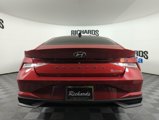 Used 2023 Hyundai Elantra SEL image 4