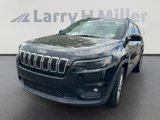 Used 2019 Jeep Cherokee Latitude w/ Popular Appearance Group image 3