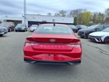Certified 2022 Hyundai Elantra SE w/ Cargo Package image 4