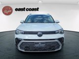 New 2025 Volkswagen Taos SE image 2