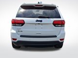 Used 2018 Jeep Grand Cherokee Laredo image 5