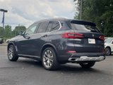 Used 2021 BMW X5 xDrive40i w/ Premium Package image 3