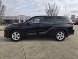 Used 2023 Toyota Highlander L image 6