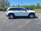 Used 2023 Jeep Grand Cherokee Laredo w/ Luxury Tech Group I image 3