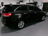 Used 2017 Kia Sorento AWD image 5