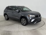Used 2022 Volkswagen Taos SE image 2