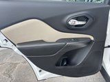 Used 2016 Jeep Cherokee Sport image 5