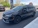 Used 2022 Chrysler Pacifica Touring-L image 6