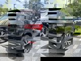 Used 2022 Volkswagen Taos SE image 5