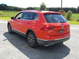 Used 2018 Volkswagen Tiguan SE w/ Panoramic Sunroof Package image 3