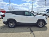 Used 2022 GMC Terrain SLT image 2